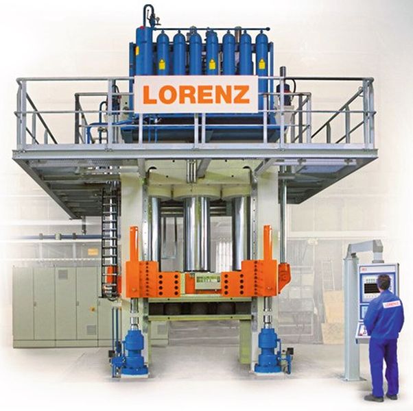 Die Verarbeitung im One-Shot-Verfahren erlaubt sehr kurze Zykluszeiten von wenigen Minuten sowie eine hohe Funktionsintegration. (Bild: Lorenz Kunststoffe)