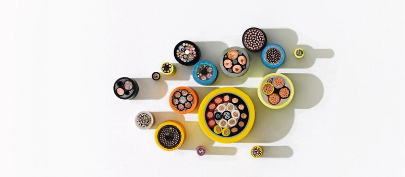 Dünnere Leitungen erzeugen durch ihren höheren elektrischen Widerstand mehr Wärme und bringen somit einen größeren Leistungsverlust mit sich. Je dicker einer Leitung ist, umso geringer wird auch der Widerstand – der Strom kann ungehindert fließen, ohne dass ein großer Teil der Energie in Wärme umgewandelt wird.(Bild:  Lapp)