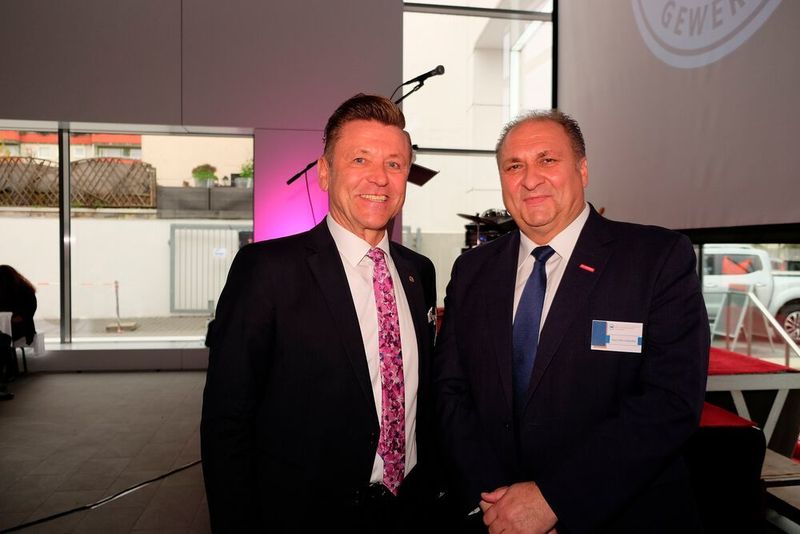 Die obersten Handwerker: (v.li.) Bundesinnungsmeister Wilhelm Hülsdonk und ZDH-Präsident Hans-Peter Wollseifer. (Holger Zietz)