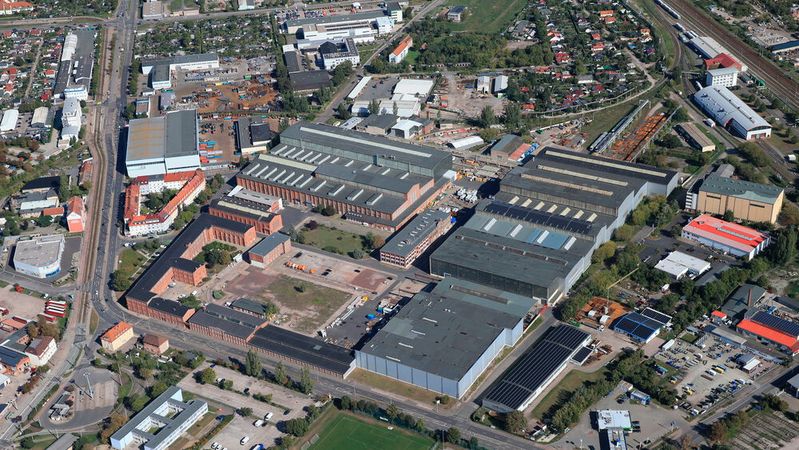 Schuler erwägt den Verkauf von Schweißwerk und mechanischer Fertigung am Standort Erfurt.(Bild:  Schuler)