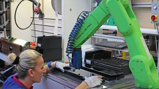 Es gibt eine neue ISO-Norm für das Messen von Kräften an Cobots.  (Bild: Fanuc)