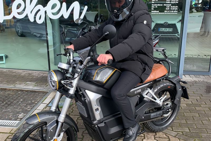 Die Wellergruppe sieht Horwin als idealer Ergänzung zu ihren Pkw-Fabrikaten. (Bild: Wellergruppe)