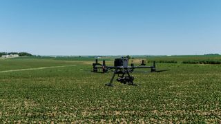 John Deere hat den Anbieter von Agrarsensoren, Sentera, übernommen. (Bild: Sentera)