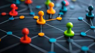 Der ÖFIT-Impuls: „Wirkungen verstehen und nutzen: Agentenbasierte Simulationen für den öffentlichen Sektor“ untersucht Modellaufbau und Simulationen anhand eines konkreten Beispiels: der Verbreitung der eID-Funktion.  (© KKC Studio - stock.adobe.com / KI-generiert)