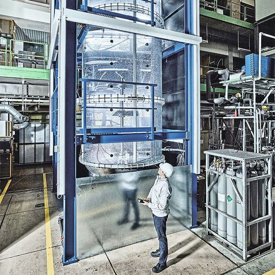Das neue XXL-Magnetbodenrührwerk von Zeta ermöglicht die effiziente Herstellung von Biopharmazeutika in großem Maßstab. Das neue XXL-Magnetbodenrührwerk von Zeta ermöglicht die effiziente Herstellung von Biopharmazeutika in großem Maßstab.
