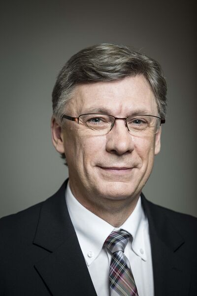 Als Nachfolger von Thomas Ilka ist Lutz Stroppe  seit 7. Januar Staatssekretär im Bundesministerium für Gesundheit angetreten. (Bild: Bundesregierung/Steffen Kugler)
