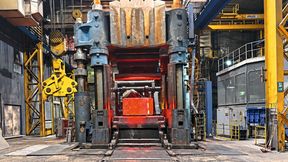 Mit der 80-Meganewton-Presse in Wetzlar möchte die GMH Gruppe die Produktionskapazitäten für Anwendungen in Energie, Schifffahrt und digitaler Infrastruktur stärken. (Bild: GMH Gruppe)