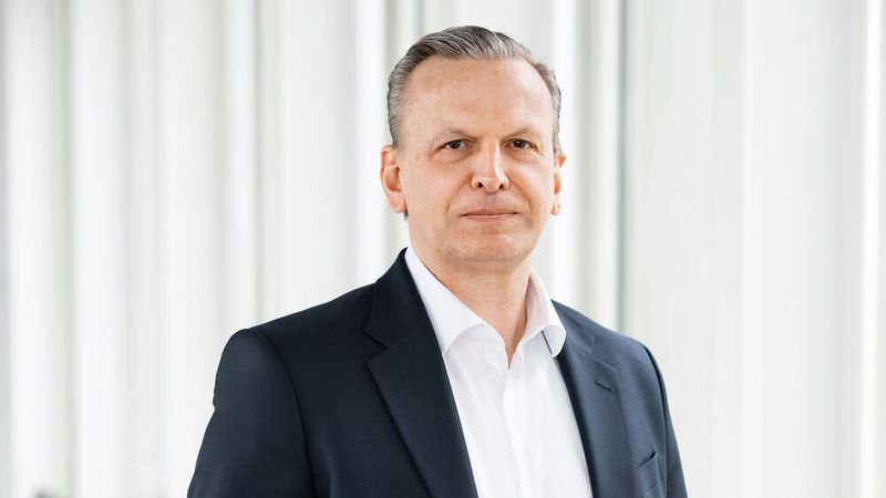 Thomas Jessulat bleibt auf weitere fünf Jahre CFO der Elring Klinger AG. (Bild: Elring Klinger AG)