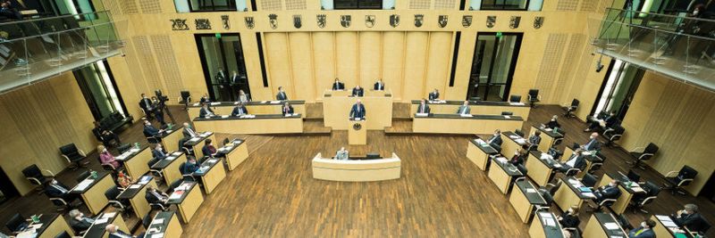 Der Bundesrat kann noch Einspruch gegen das IT-Sicherheitsgesetz 2.0 einlegen. Der Bundesrat kann noch Einspruch gegen das IT-Sicherheitsgesetz 2.0 einlegen.