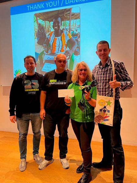Team Bunte Hand (v. l.): Bastian Klutmann, Damir Kaknjasevic, Heike Hochrein und Oliver Leisau (alle Juniper) (Juniper)