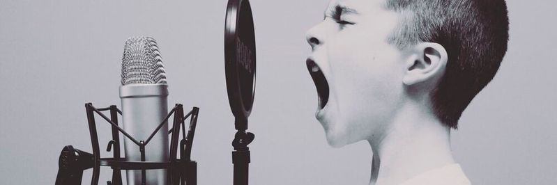 Schreien Sie es nicht einfach raus, sonderen bereiten Sie Ihre Informationen mithilfe von Corporate Publishing clever und vor allem journalistisch auf. Schreien Sie es nicht einfach raus, sonderen bereiten Sie Ihre Informationen mithilfe von Corporate Publishing clever und vor allem journalistisch auf.