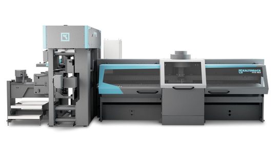 «KKS 463 NA | KD 140»-Kombianlage: Eine komplett automatisierte Gehrungs-Kreissäge-Bohr-Anlage für Profile und Vierkantmaterial bis 140 × 140 mm.(Bild:  Kaltenbach)