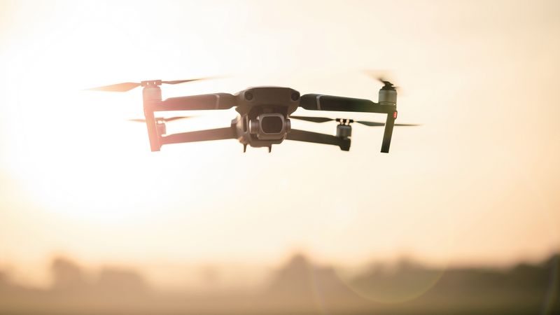 Can chains fend off drones? Yes, as this article shows. (Source:  © cegli - stock-adobe)