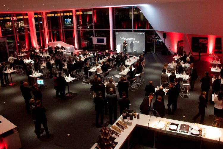 Zu der Festgala waren rund 160 Gäste eingeladen. (Foto: Ehrhardt AG)