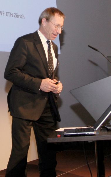 Einen inhaltlich dichten und anspruchsvollen Vortrag hielt Prof. Dr. Ing. Konrad Wegener von der ETH Zürich. (Bild: Anne Richter, SMM)