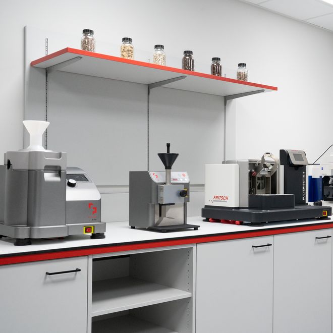 labor-1-neu (Fritsch GmbH - Mahlen und Messen)