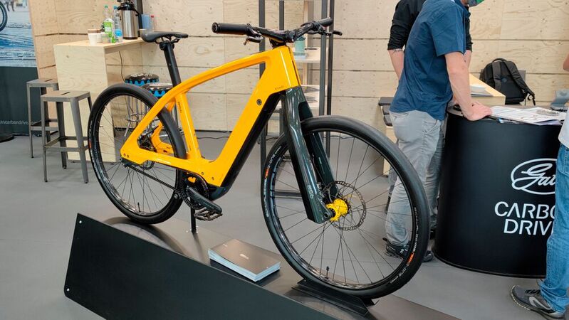 Kann sich sehen lassen: Das E-Bike Evari 856 aus Carbon.