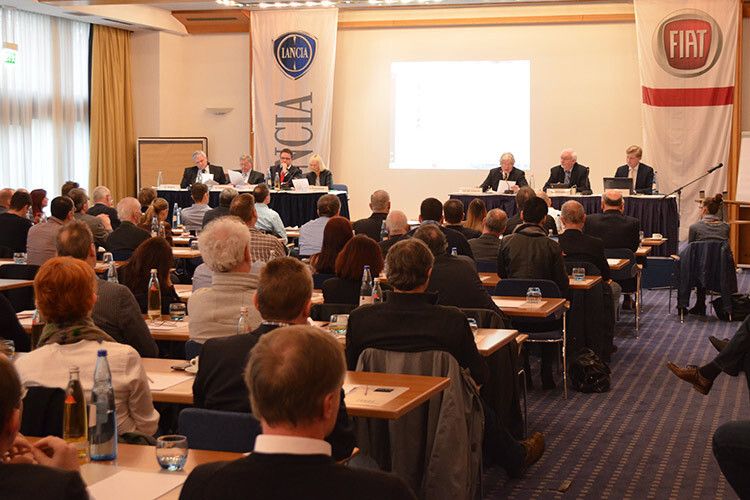 Der Verbandsvorstand informierte die teilnehmenden Partner umfassend über ihre Handlungsmöglichkeiten. (Foto: Rehberg)