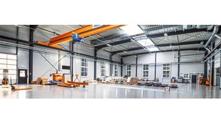 Ein Blick in die neue Produktionshalle. (Hyprostatik Schönfeld)