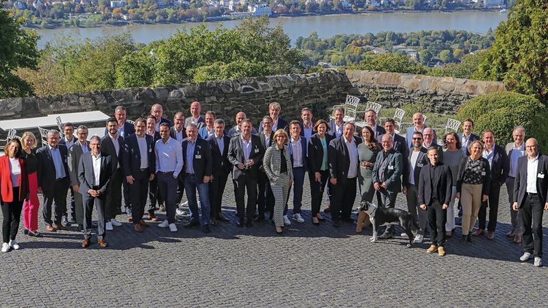 ...an alle Mitwirkenden und Veranstaltungspartner!  To be continued: Wir freuen uns auf das Gipfeltreffen in 2023!  (Bild: Vogel IT-Akademie)