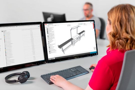 Die Konstruktion von Transportstrecken mit Förderbändern in 3D wird jetzt noch einfacher, heißt es. Denn Item hat sein existierendes Engineering-Tool extra mit einem entsprechenden Modulbaukasten erweitert.(Bild:  Item / R. Biallas)