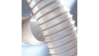 Feststoffe wie Sand, Kies und Getreide können durch permanent antistatische Schläuche von Norres fließen. (Bild: Norres)