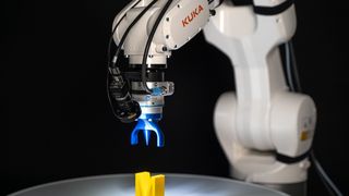 kuka-mirai-c-voraus-robotik (Quelle: Micropsi Industries)