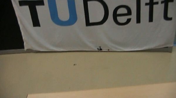 Lisa/S: Der kleinste Autopilot der Welt für Flugdrohnen ermöglicht extrem kompakte Mini-Drohnen, die länger in der Luft bleiben und Nutzlasten wie Kameras transportieren können (TU Delft)