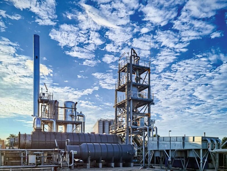 Projektpartner Orion S. A. skalierte die Produktion von Acetylenschwarz-Partikeln auf einen industriellen Maßstab hoch mit HiQ-CARB Projektmitteln. (Bild:  Orion S. A.)