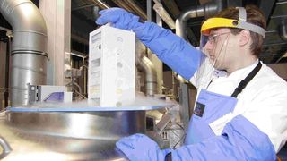 Mit einer speziellen Technologie werden bei Biokryo Proben im kompletten Aufbewahrungsprozess stabil bei -140 °C gehalten. (Bild: Biokryo)