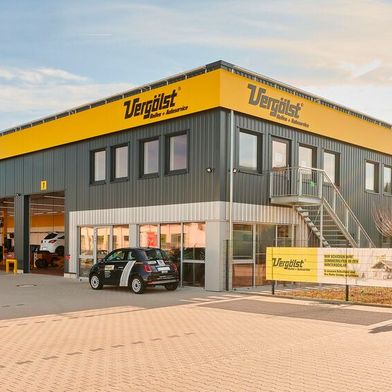 Vergöst-Filiale (Symbolbild): Für freie oder markengebundene Kfz-Betriebe, die ihr Reifengeschäft stärken wollen, ist eine Partnerschaft mit der Continental-Tochter überlegenswert. (Bild: Vergölst)