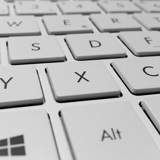 Mit Tastaturkurzbefehlen bzw. Shortcuts lässt sich in Google-Apps gut arbeiten.(Bild:  frei lizenziert /  Pixabay)