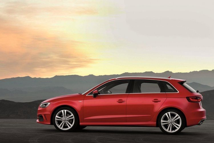 Der Aufpreis für den Sportback beträgt 900 Euro. (Audi)