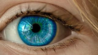 Ulmer Neurologen und Psychiater haben Auffälligkeiten an der Netzhaut im Auge von Schizophrenie-Patienten entdeckt. Das könnte künftig die Diagnostik bei dieser psychischen Erkrankung verbessern. (Symbolbild) (gemeinfrei)