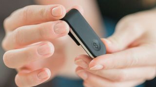 Über den Clip erhält der Anwender eine Rückmeldung während des Trainings: beispielsweise ob die Geschwindigkeit korrekt ist.  (8sense)