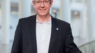 Der Autor, Prof. Dr. Roger Gläser von der Universität Leipzig, ist Leiter des Core Teams der Roadmap und Vorsitzender der German-Catalysis-Society-Kommission. (Bild: Christian Hüller)