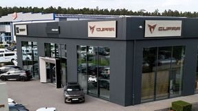 Die Feser-Graf-Gruppe vertreibt Seat und Cupra in Roth nun im derzeitigen Erscheinungsbild der Marken, im Design der Cupra-Garagen. (Bild: Feser-Graf)