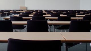 Weiterbildung bedeutet schon lange nicht mehr, dass man in einem stickigen Raum sitzt und ein Lehrer etwas an die Tafel schreibt. Wie die neuen Formen aussehen, zeigt Lea Bauer. (gemeinfrei)