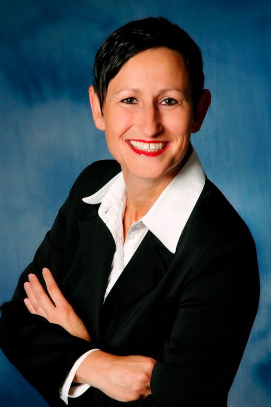 Karin Hernik, Head of IT Channel DACH bei Schneider Electric(Bild:  Schneider Electric)