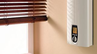 Der vollelektronisch geregelte Durchlauferhitzer erzeugt dank neuester Technologie auf besonders energiesparende Weise Warmwasser. Stiebel Eltron entwickelt seine Produkte über weltweit verteilte Standorte. Bild: Stiebel Eltron (Archiv: Vogel Business Media)