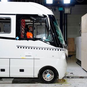 (Niesmann und Bischoff)