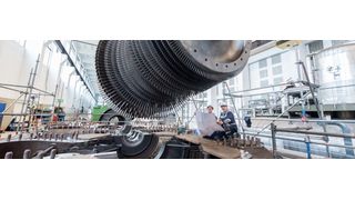 Ein seltener Anblick: Eine Turbine von innen sehen die Kraftwerks-Spezialisten von ThyssenKrupp Steel Europe auch nicht alle Tage. (Bild: Thyssenkrupp Steel Europe)