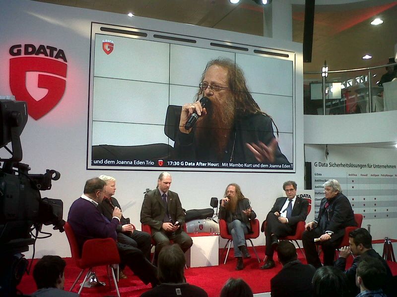 Ossi Urchs vertrat die Meinung, dass die Sicherheit in der Cloud ebenso lösbar sei wie im DataCenter. (Archiv: Vogel Business Media)