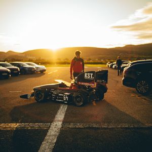 (Des Sellmeijer/German Car of the Year)