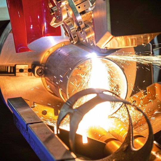 Digital erleben: Zur virtuellen Messe Euroblech stehen die Digitalisierung, Roboter und Automation rund um die Blechbearbeitung im Fokus. (Bild:  Mirja Mack)