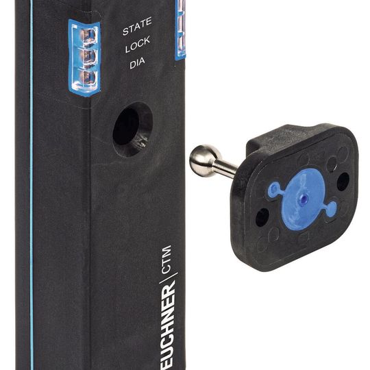 Intelligent, kompakt und sicher – das neue Türzuhaltesystem CTM eignet sich durch sein spezielles Design insbesondere für Anwendungen in der Verpackungs- und Lebensmittelbranche. (Bild:  Euchner)