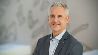 Die DAT gibt in ihrem jährlichen DAT-Report umfangreiche Daten zum Gebrauchtwagenmarkt heraus. Martin Endlein setzt statistische Werte in Praxistipps um. (Bild: DAT)