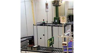 Bild 1: Ein Unternehmen in Schwabach erprobte die Steuerung von Aufträgen mittels präziser Echtzeitortung. (Bild: Ubisense/Heidolph Instruments)