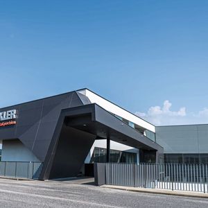 The high quality standards are also reflected in the design of the production hall of Zoerkler in Jois, Austria.(Image: Emag)