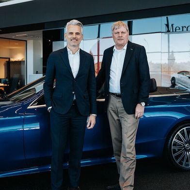 Franco Barletta (l.), Vorstandsvorsitzender von Sternpartner, und Karsten Müller, Geschäftsführer der Walter Burmester GmbH. (Bild: Mark-Eric Mittelbach)